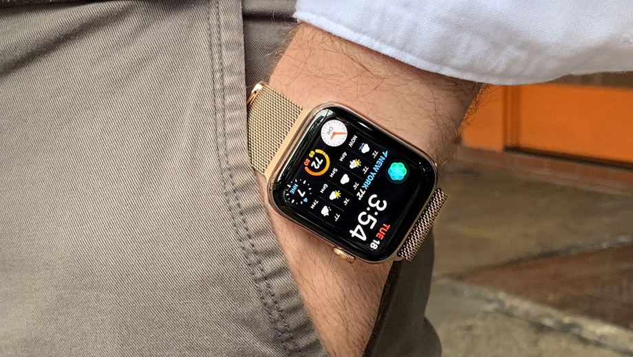 apple latest smart watch